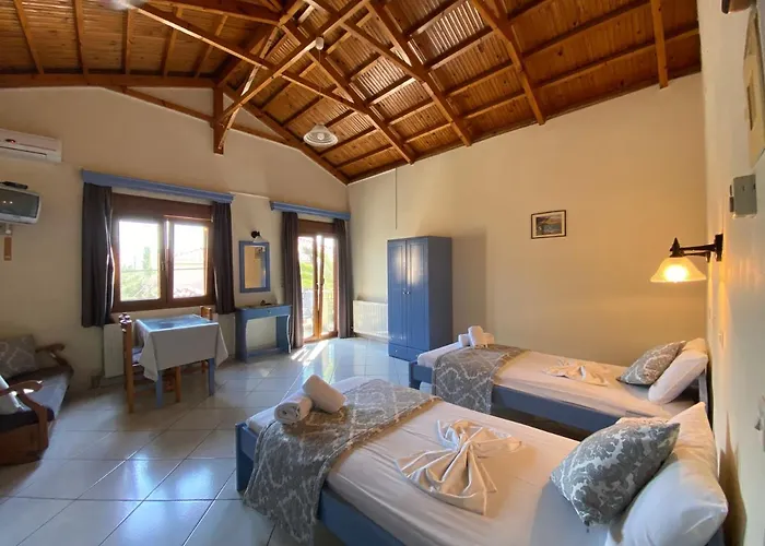 Roxani Studios-Apartments