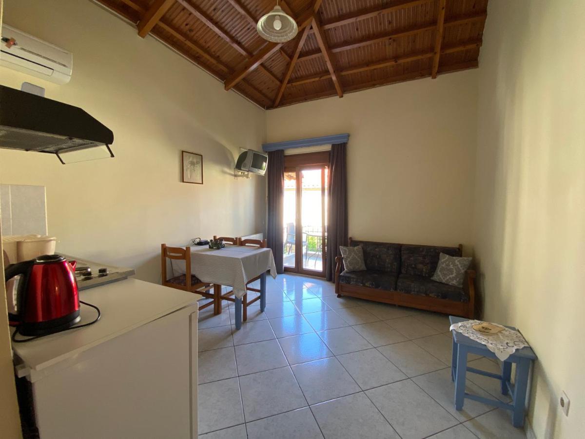 Apartment Roxani Studios-apartments